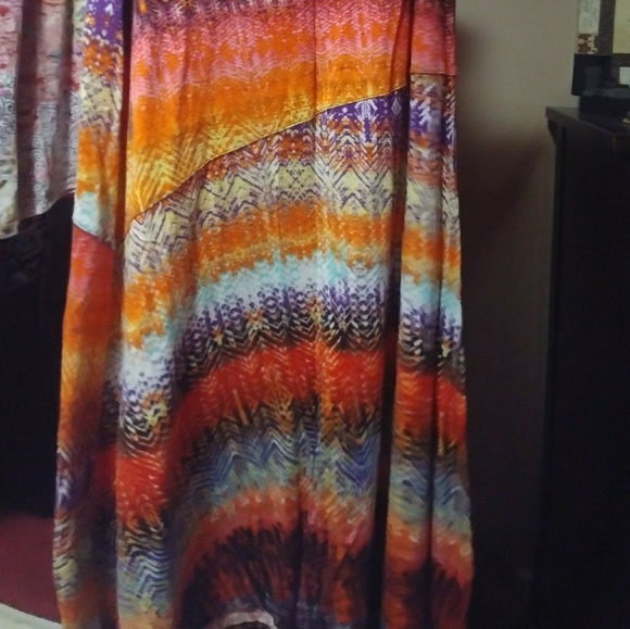 new directions Dresses & Skirts - Beautiful Bright Multicolored Maxi Skirt